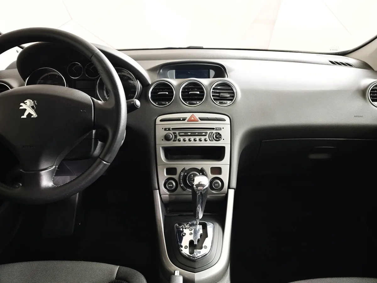 Peugeot 308 1.6 VTi AT (120 л.с.) Белый в АВИЛОН. Слайд №15