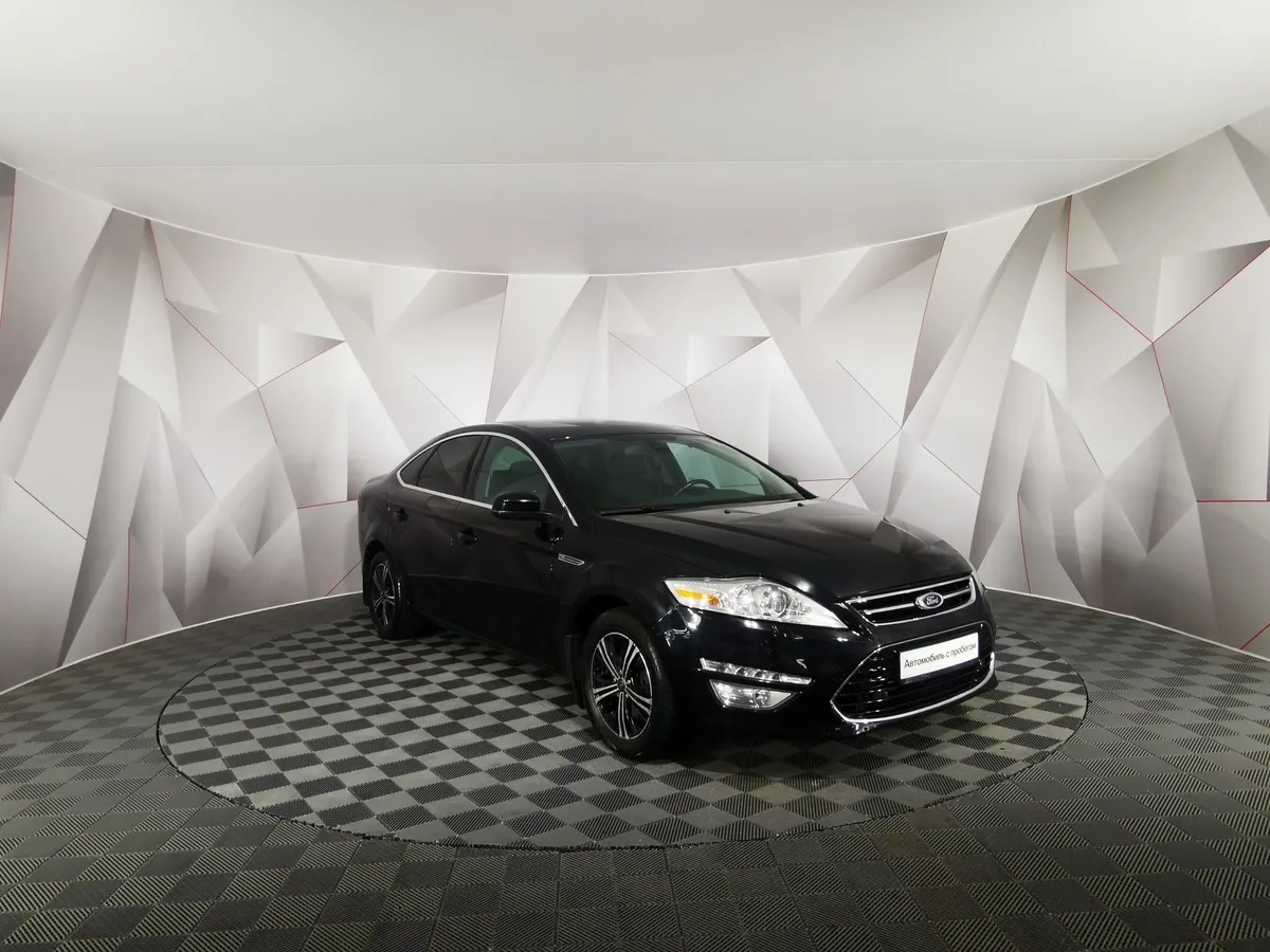 Ford Mondeo 2.0 EcoBoost PowerShift (200 л.с.) Titanium Черный в АВИЛОН. Слайд №3