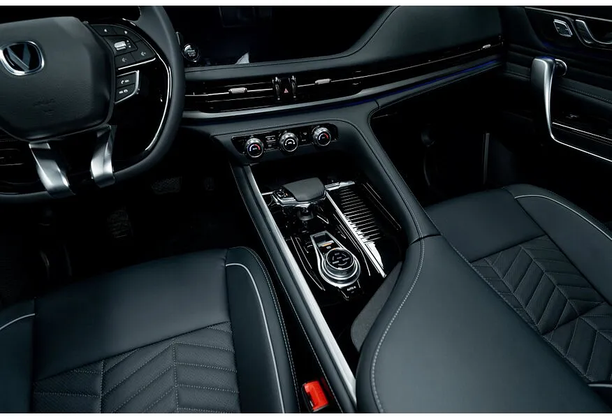 Changan CS95 2.0 AT 4WD (226 л.с.) Tech Белый в АВИЛОН. Слайд №11