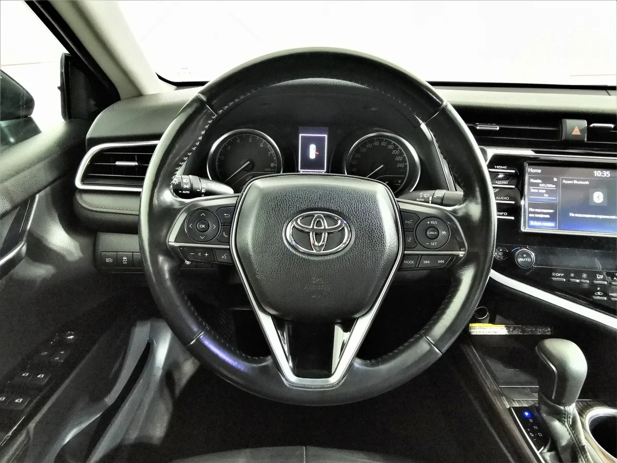 Toyota Camry 2.5 AT (181 л.с.) Черный в АВИЛОН. Слайд №19