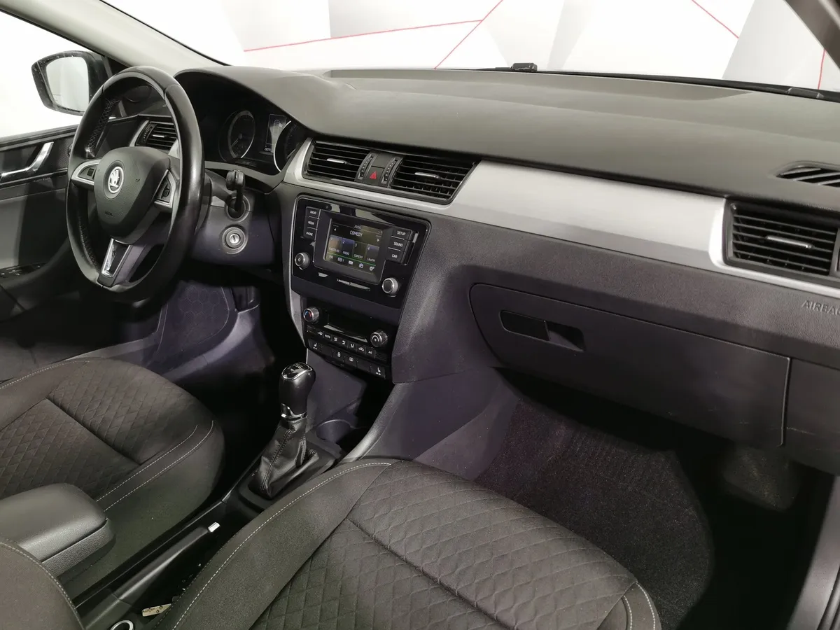 Skoda Rapid 1.4 TSI DSG (125 л.с.) Active Серый в АВИЛОН. Слайд №12