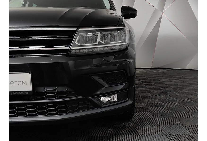 Volkswagen Tiguan 2.0 TSI 4Motion DSG (180 л.с.) Comfortline Черный в АВИЛОН. Слайд №10