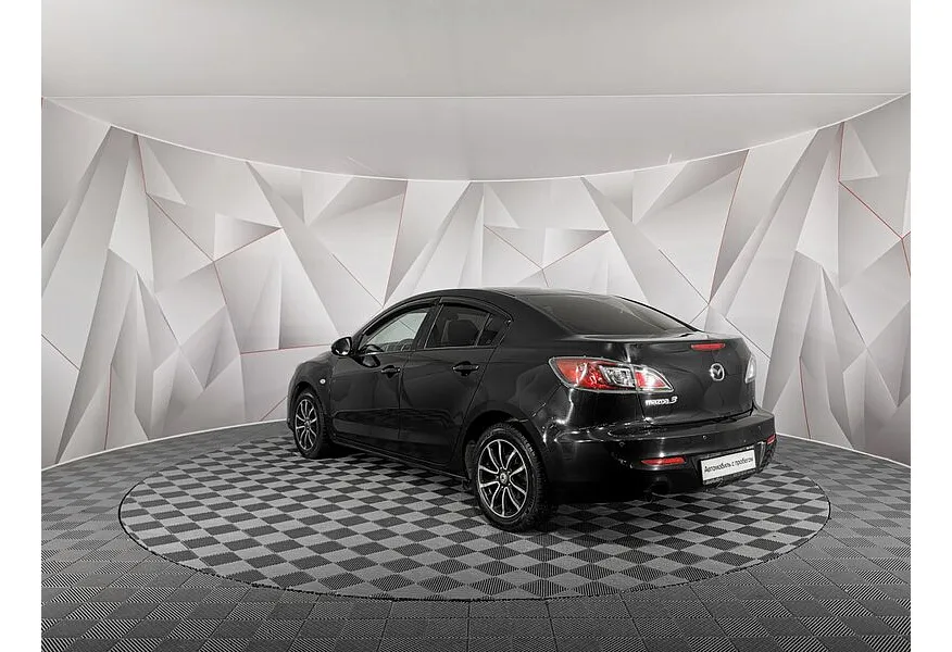 Mazda 3 1.6 AT (105 л.с.) Черный в АВИЛОН. Слайд №4