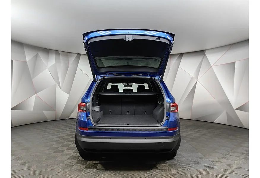 Skoda Kodiaq 1.4 TSI DSG 4X4 (150 л.с.) Синий в АВИЛОН. Слайд №11