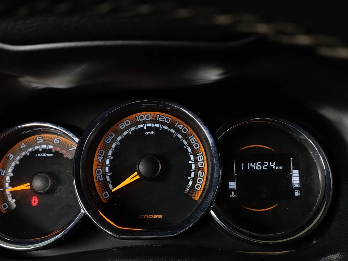 ВАЗ (Lada) Largus 1.6 MT 16 кл (5 мест) (106 л.с.) KS045-52-X00 Luxe Коричневый в АВИЛОН. Слайд №17
