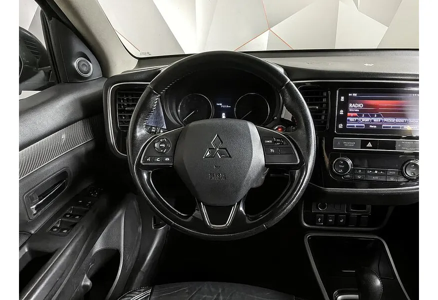 АВИЛОН - Mitsubishi Outlander 2.0 CVT 4WD (146 л.с.) Instyle E29 Черный - slide 8
