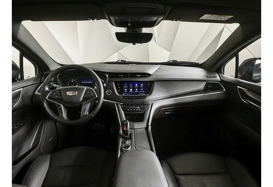 Cadillac XT5 2.0T АТ AWD (200 л.с.) Sport Черный в АВИЛОН. Слайд №13