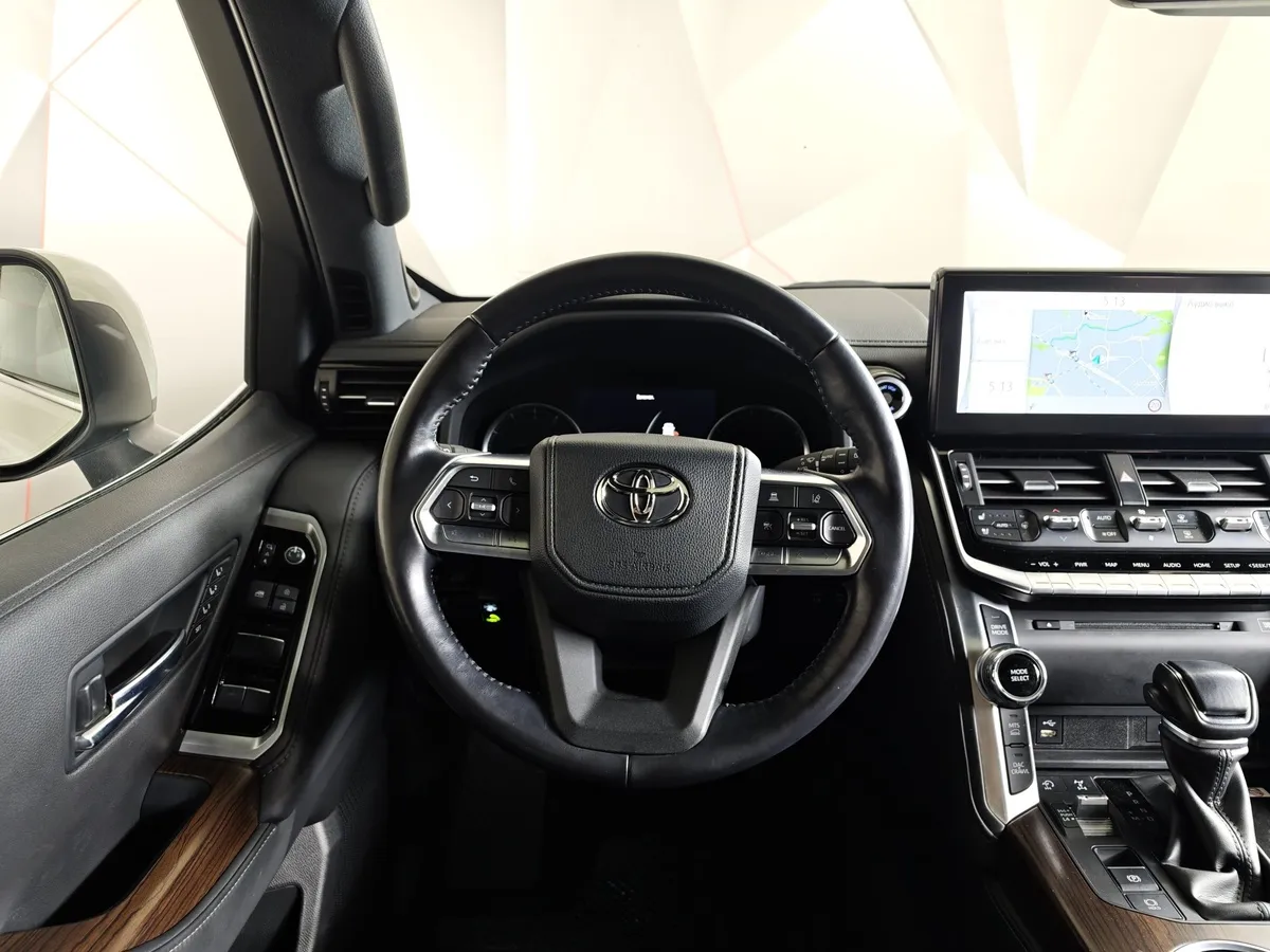 Toyota Land Cruiser 3.5 V6 AT 4WD (415 л.с.) Белый в АВИЛОН. Слайд №19