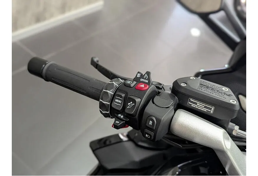 BMW Motorrad K 1600 GT K 1600 GT 1649 см³ (160) 1649 Черный в АВИЛОН. Слайд №12