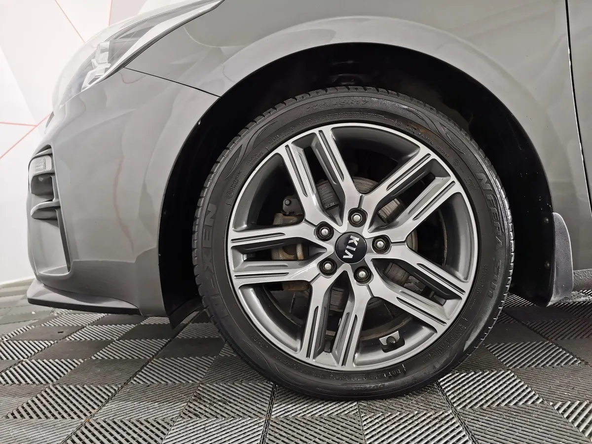 Kia Cerato 2.0 MPI AT (150 л.с.) Premium Plus Серый в АВИЛОН. Слайд №9