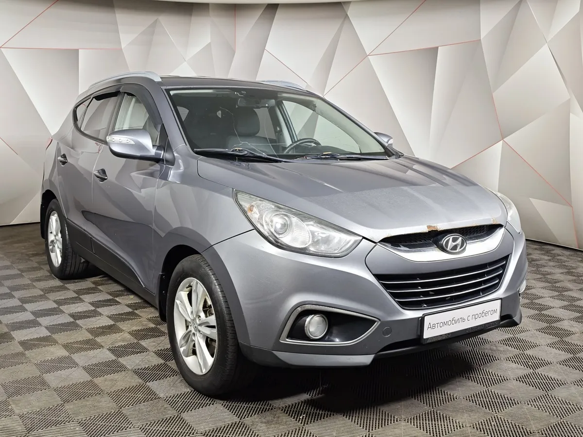Hyundai ix35 2.0 CRDi AT 4WD (184 л.с.) Travel Серый в АВИЛОН. Слайд №3