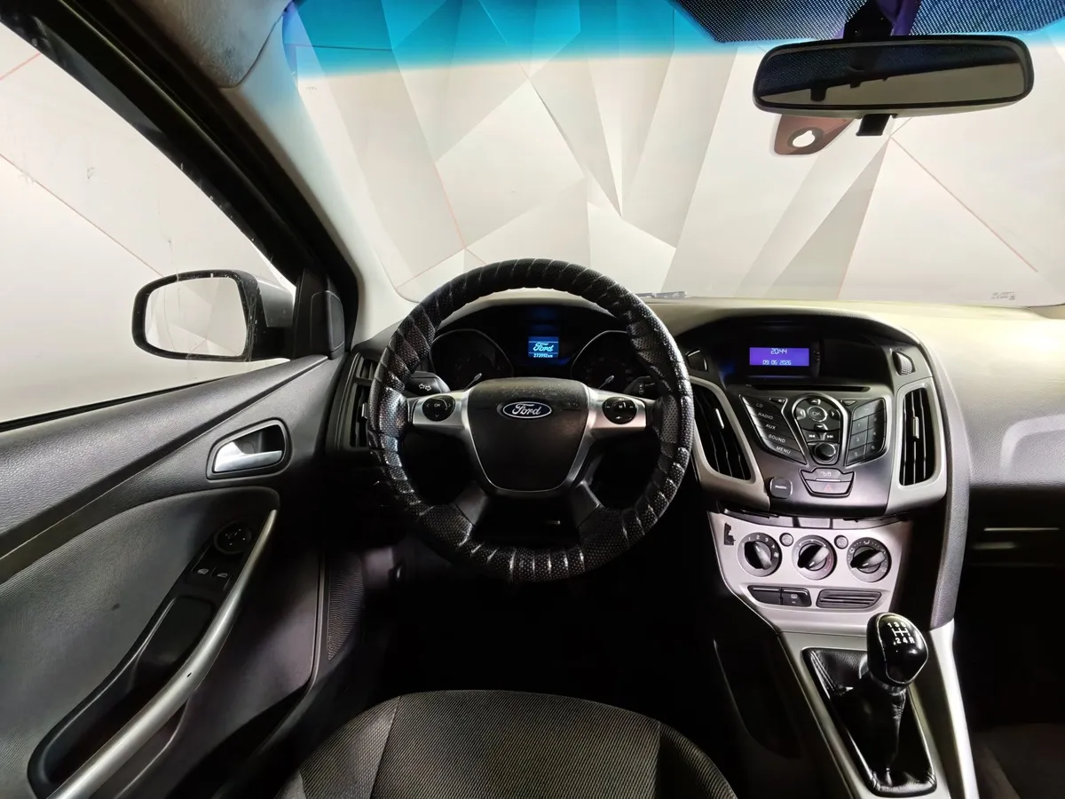 Ford Focus 1.6 MT (105 л.с.) Trend Серебристый в АВИЛОН. Слайд №18
