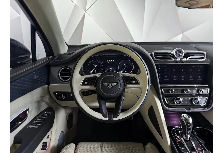 Bentley Bentayga 4.0 AT AWD (550 л.с.) Черный в АВИЛОН. Слайд №20