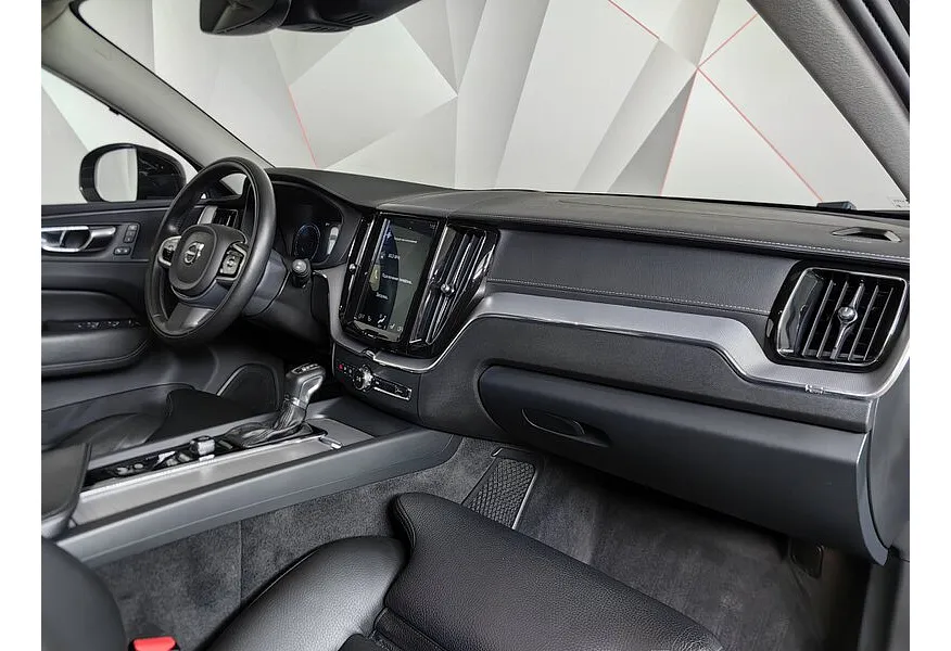Volvo XC60 2.0 D4 AT AWD (190 л.с.) Inscription Черный в АВИЛОН. Слайд №13