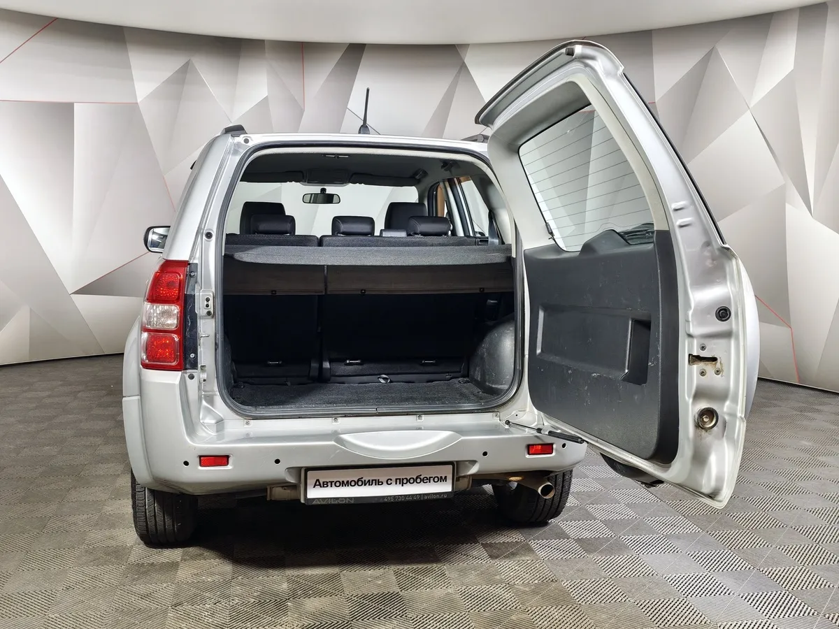 Suzuki Grand Vitara 2.4 AT AWD (169 л.с.) Серебристый в АВИЛОН. Слайд №11