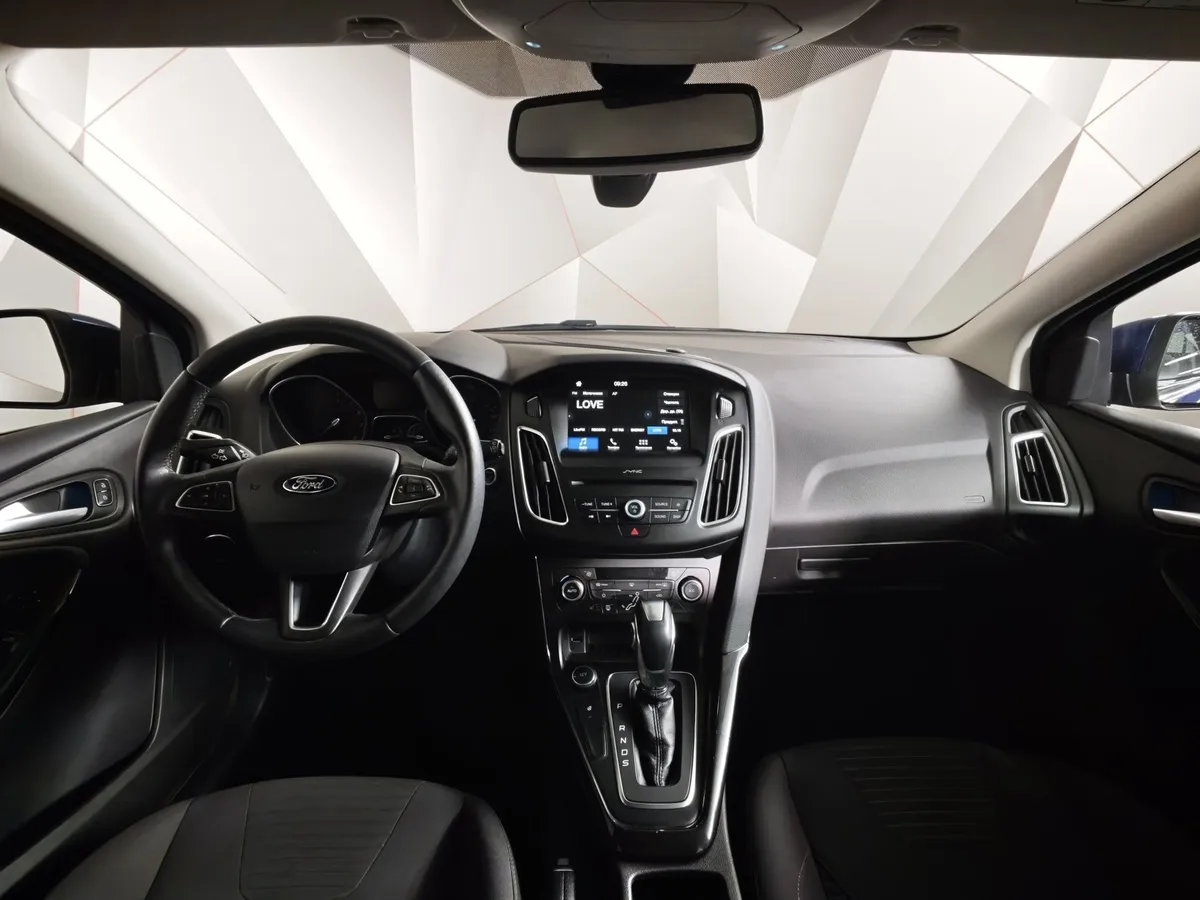 Ford Focus 1.5 EcoBoost AT (150 л.с.) Titanium Синий в АВИЛОН. Слайд №14