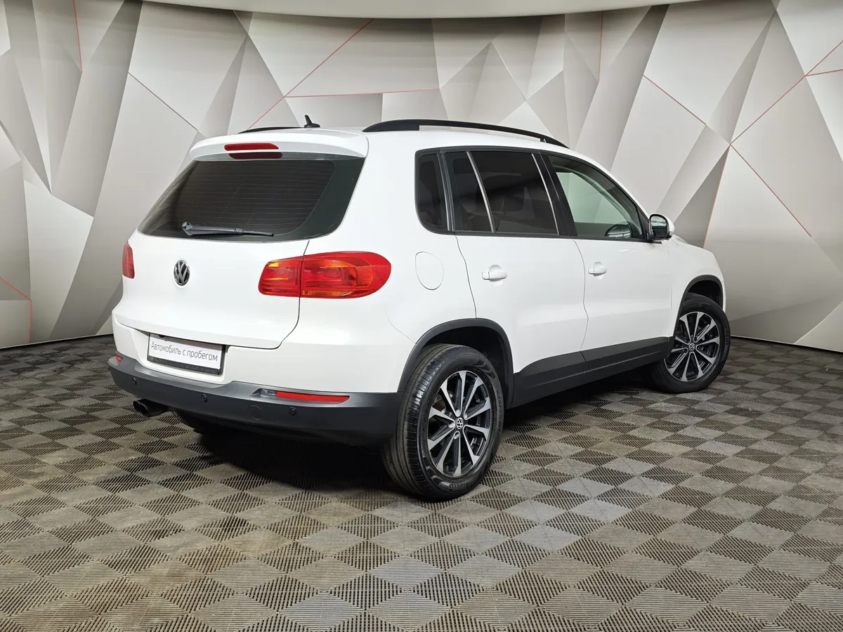 Volkswagen Tiguan 1.4 TSI BlueMotion DSG (150 л.с.) Белый в АВИЛОН. Слайд №2