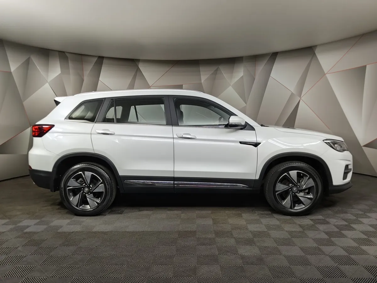 Changan CS75 1.8 AT AWD (149 л.с.) Luxe Белый в АВИЛОН. Слайд №6