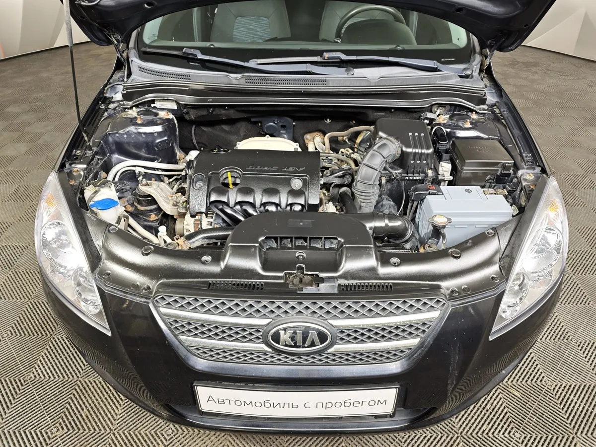 Kia Ceed 1.6 MT (122 л.с.) Черный в АВИЛОН. Слайд №11