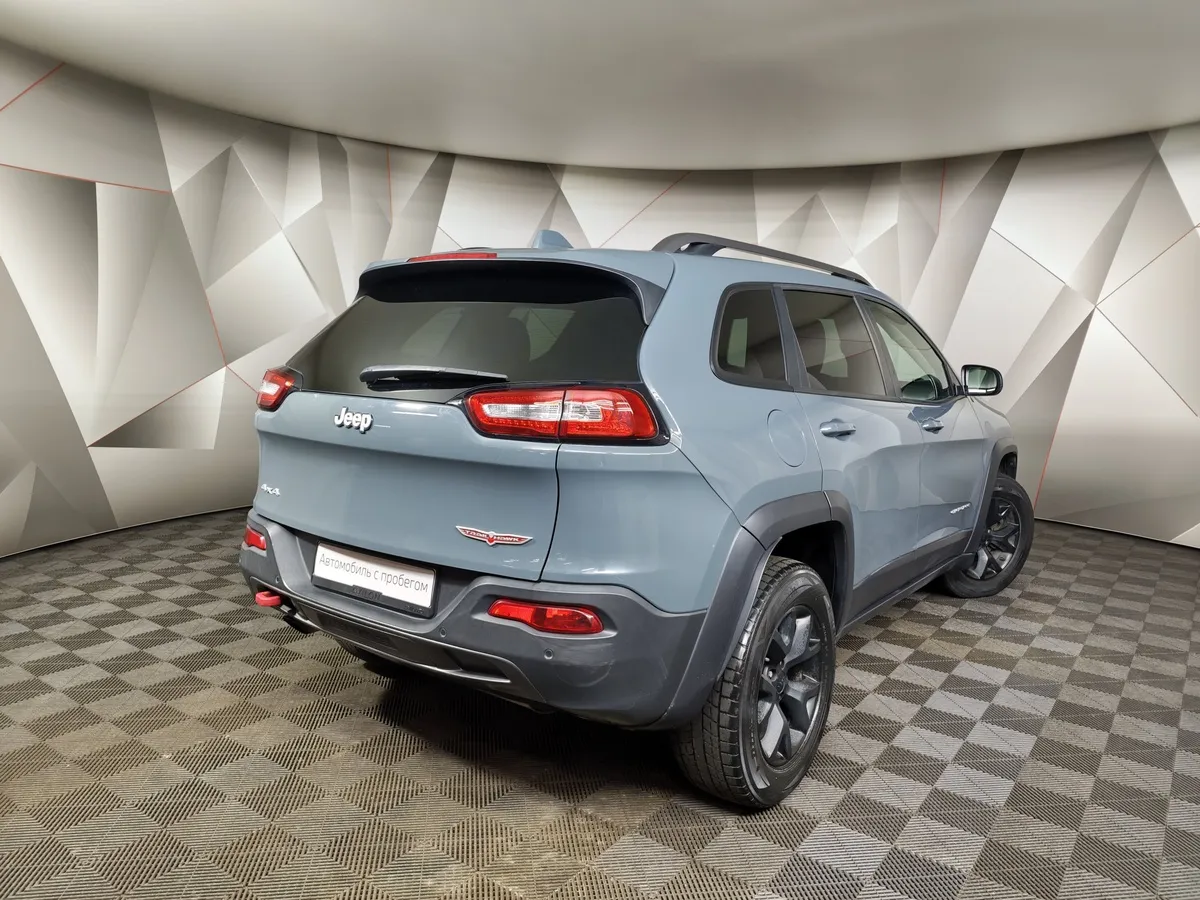 Jeep Cherokee 2.4 Tigershark Multiair AT AWD (177 л.с.) Sport Зеленый в АВИЛОН. Слайд №2