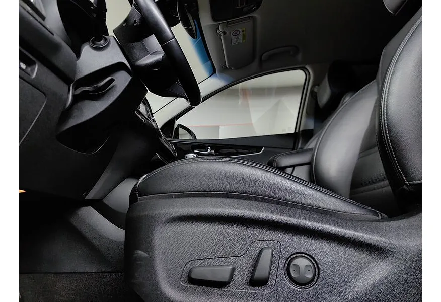 Kia Sorento 2.2 D AT AWD (5 мест) (200 л.с.) Prestige Белый в АВИЛОН. Слайд №22