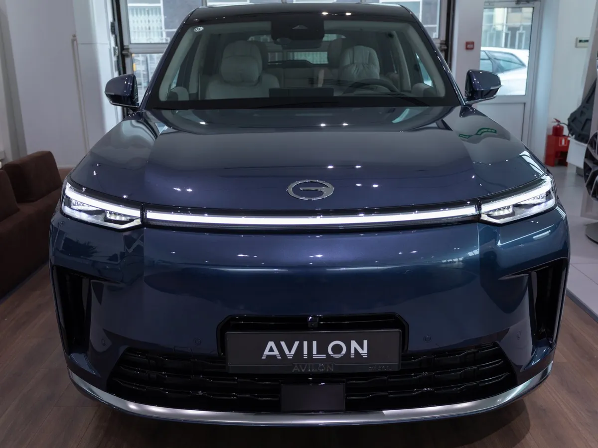 GAC S9 1.5h DHT 4WD (340 л.с.) Эс Икс Премиум Синий в АВИЛОН. Слайд №3