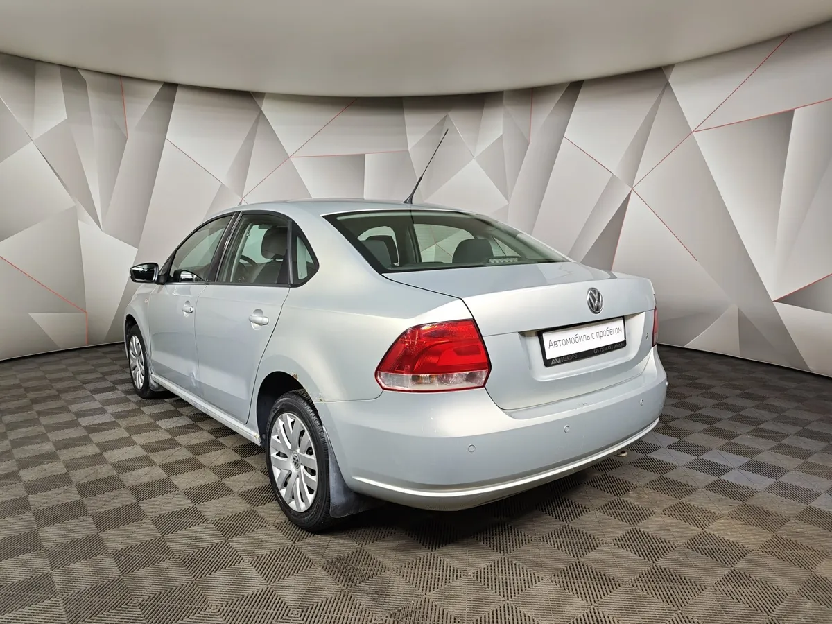 Volkswagen Polo 1.6 MT (105 л.с.) Comfortline Серебристый в АВИЛОН. Слайд №4