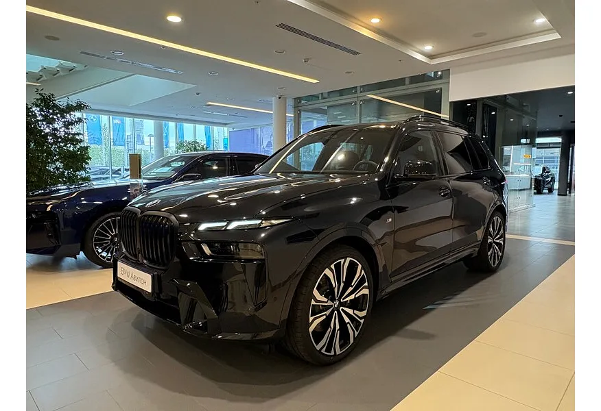 АВИЛОН - BMW X7 xDrive40d Steptronic (340 л.с.) Черный - slide 0
