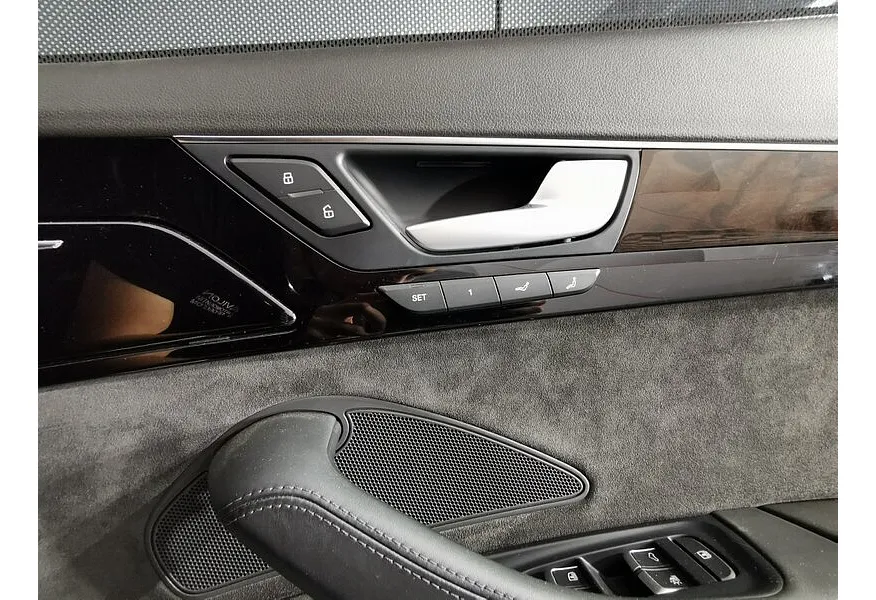 АВИЛОН - Audi A8 3.0 TFSI L tiptronic quattro (310 л.с.) Черный - slide 20