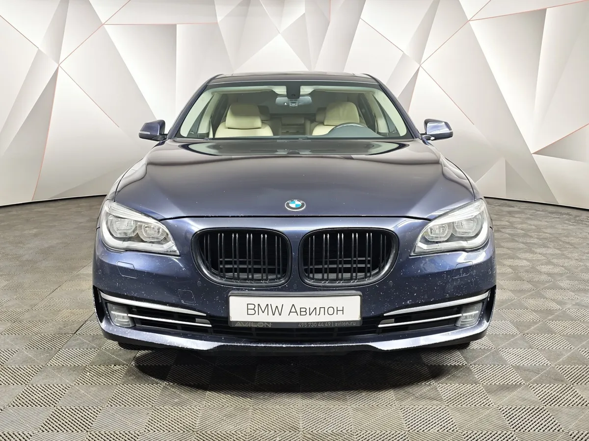 BMW 7 серия 740i AT (320 л.с.) Синий в АВИЛОН. Слайд №3