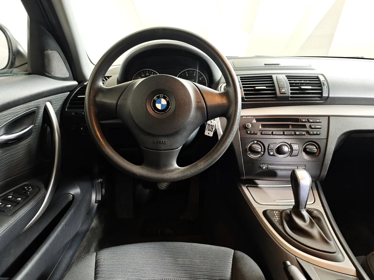 BMW 1 серия 118i AT (136 л.с.) Белый в АВИЛОН. Слайд №15