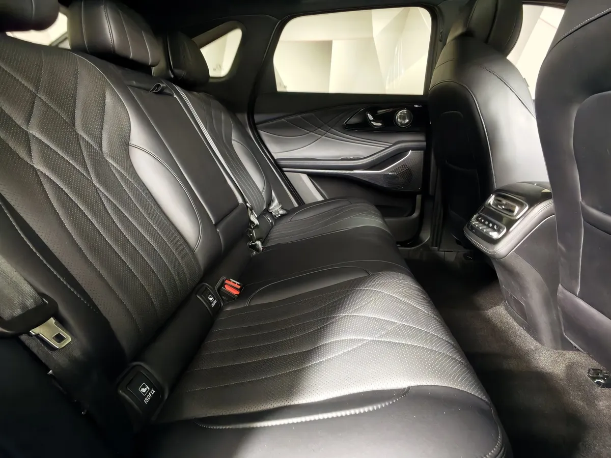 EXEED RX 2.0T DCT 4WD (249 л.с.) Platinum Зеленый в АВИЛОН. Слайд №15