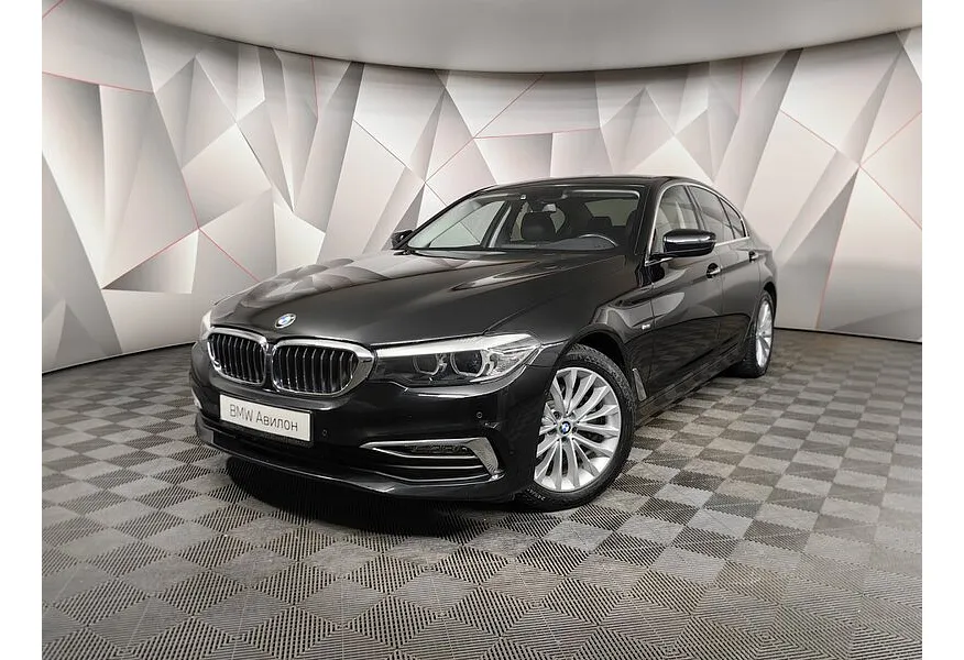 АВИЛОН - BMW 5 серия 520d xDrive Steptronic (190 л.с.) Черный - slide 0