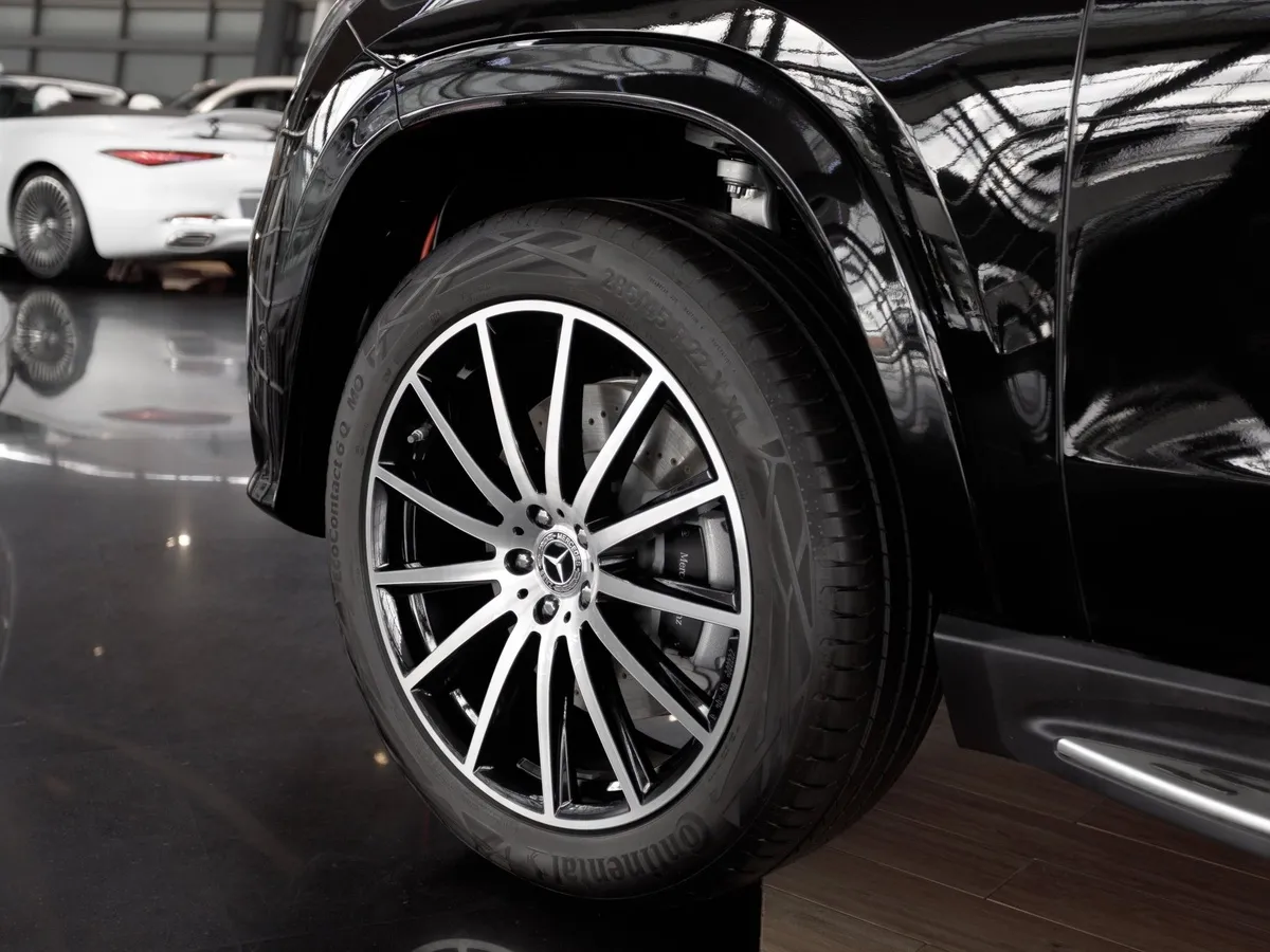 Mercedes-Benz GLS 450 d 9G-TRONIC 4Matic (367 л.с.) Черный в АВИЛОН. Слайд №16