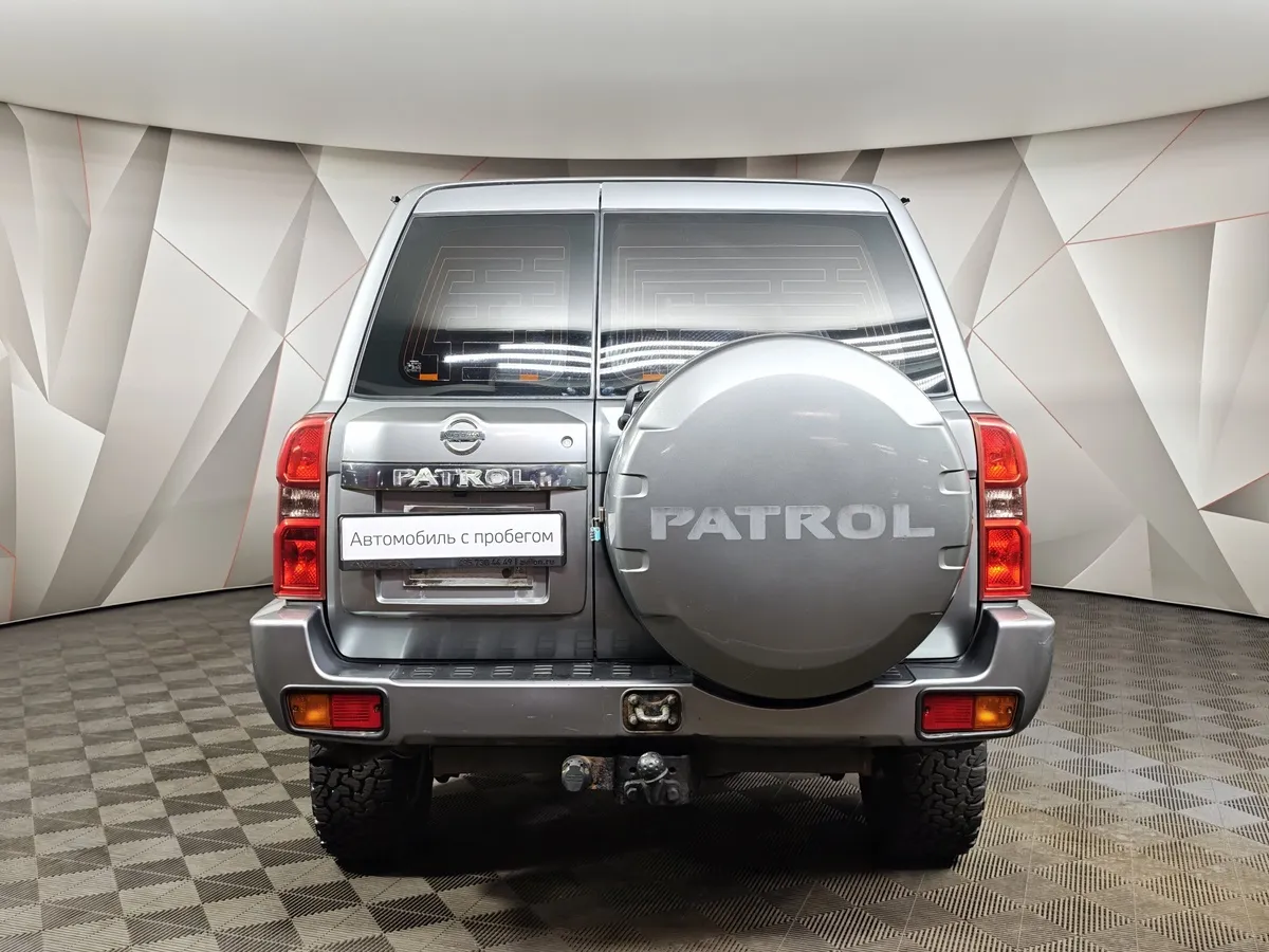 Nissan Patrol 3.0 Di AT (160 л.с.) Серый в АВИЛОН. Слайд №8