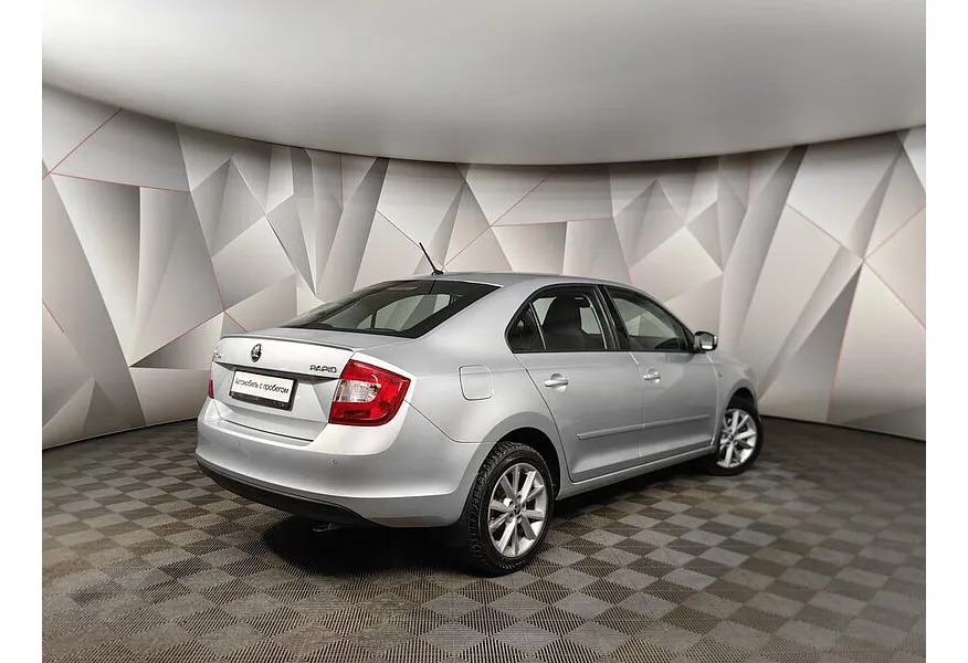 Skoda Rapid 1.4 TSI DSG (125 л.с.) Active Серебристый в АВИЛОН. Слайд №2