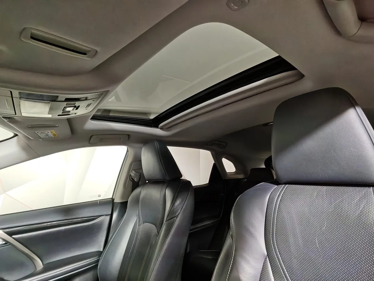 Lexus RX 200t AT AWD (238 л.с.) Executive Серый в АВИЛОН. Слайд №24