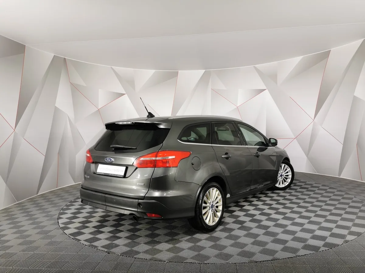 Ford Focus 1.5 EcoBoost AT (150 л.с.) Titanium Серый в АВИЛОН. Слайд №2