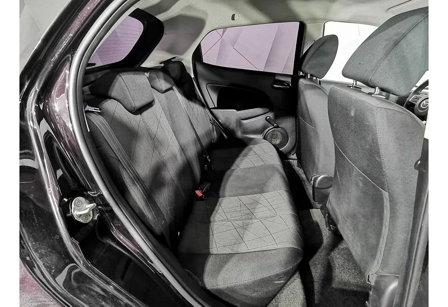 Mazda 2 1.5 AT (103 л.с.) Красный в АВИЛОН. Слайд №16