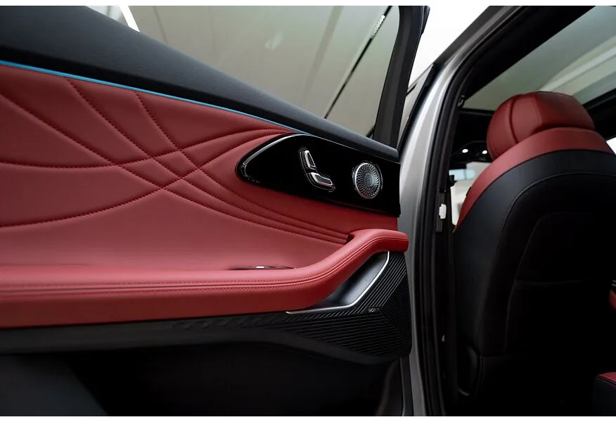 LIVE. Слайд №10