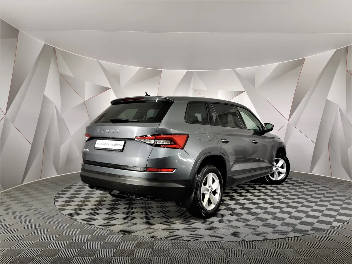 Skoda Kodiaq 1.4 TSI DSG (150 л.с.) Серый в АВИЛОН. Слайд №2