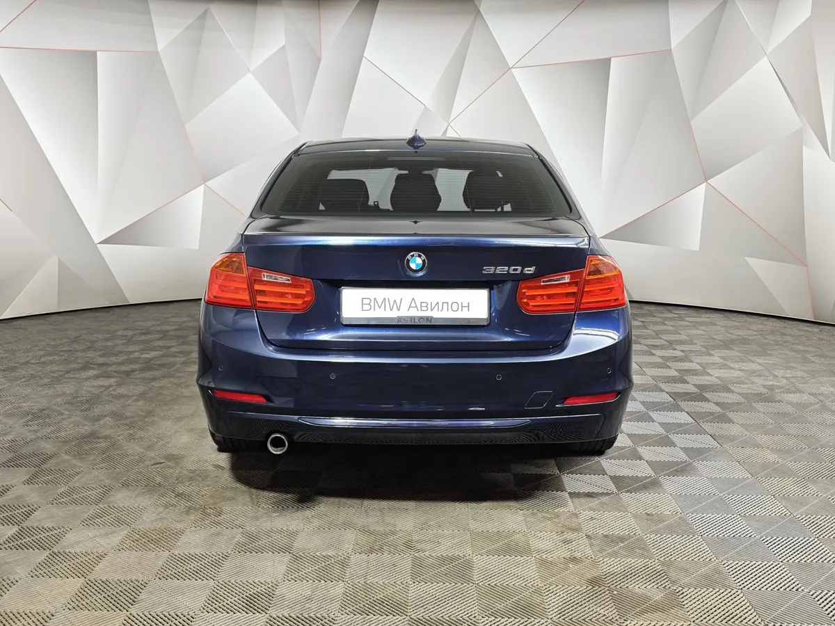 BMW 3 серия 320d AT (190 л.с.) Синий в АВИЛОН. Слайд №4 BMW 3 серия 320d AT (190 л.с.) Синий в АВИЛОН. Слайд №4