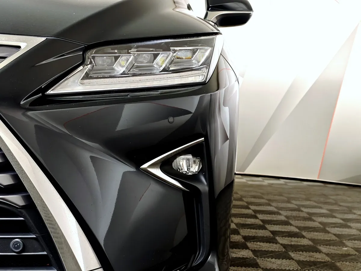 Lexus RX 350 AT AWD (300 л.с.) Executive Черный в АВИЛОН. Слайд №10