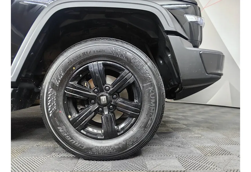 TANK 300 2.0T AT 4WD (220 л.с.) City Adventure Черный в АВИЛОН. Слайд №9