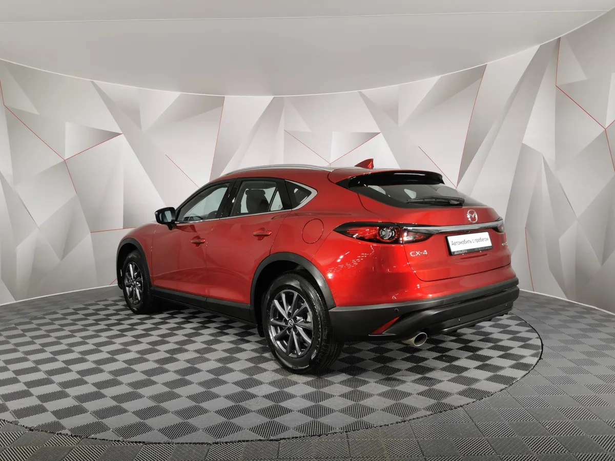 Mazda CX-4 2.0 AT (158 л.с.) High Красный в АВИЛОН. Слайд №4
