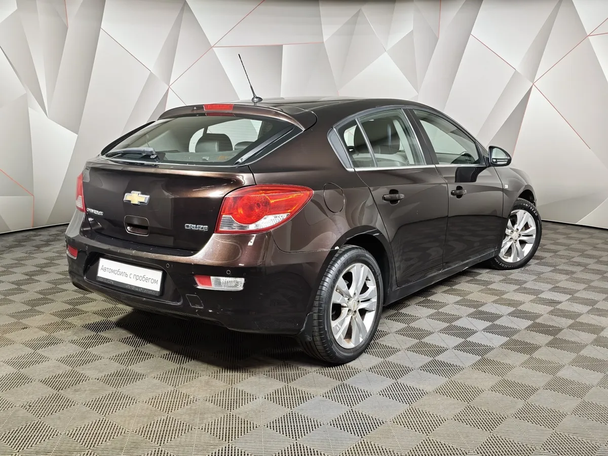 Chevrolet Cruze 1.8 AT (141 л.с.) Коричневый в АВИЛОН. Слайд №2