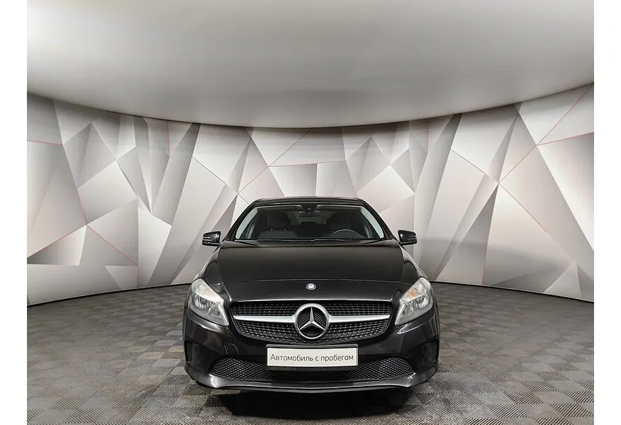 Mercedes-Benz A-Класс A 180 7G-DCT (122 л.с.) Особая серия Черный в АВИЛОН. Слайд №7