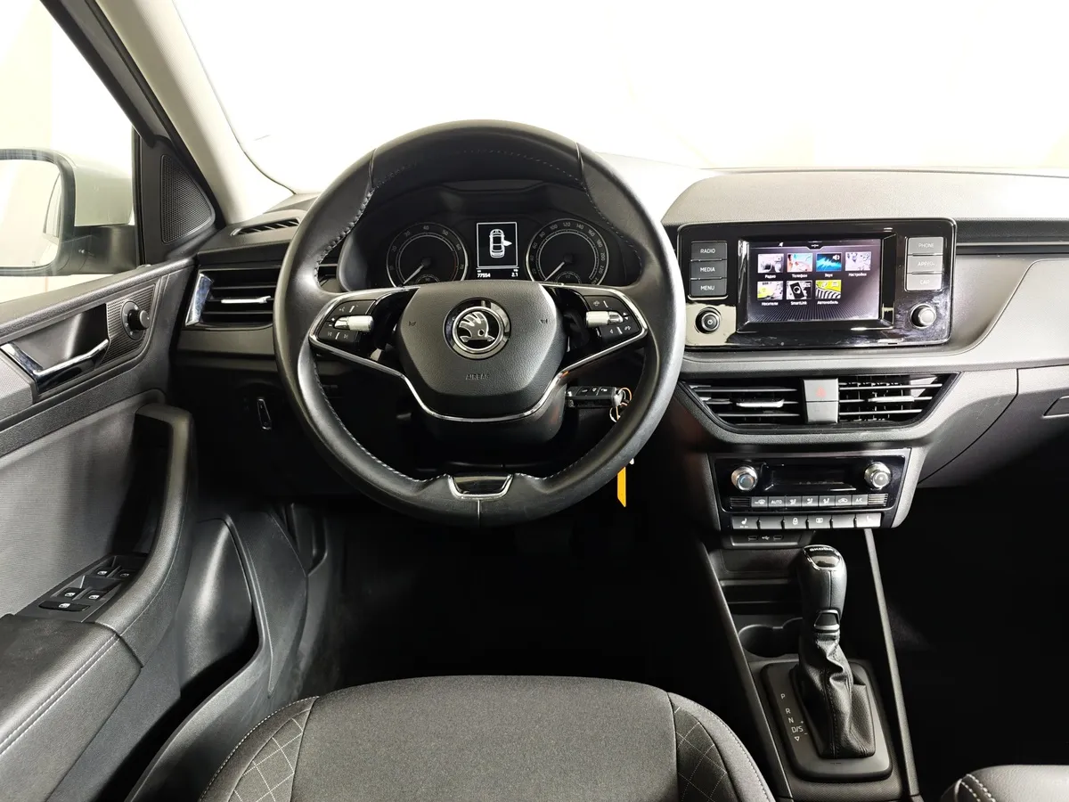 Skoda Rapid 1.6 AT (110 л.с.) Белый в АВИЛОН. Слайд №20