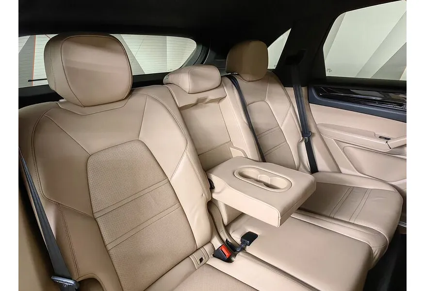 Porsche Cayenne 3.0 Tiptronic AWD (340 л.с.) Черный в АВИЛОН. Слайд №17