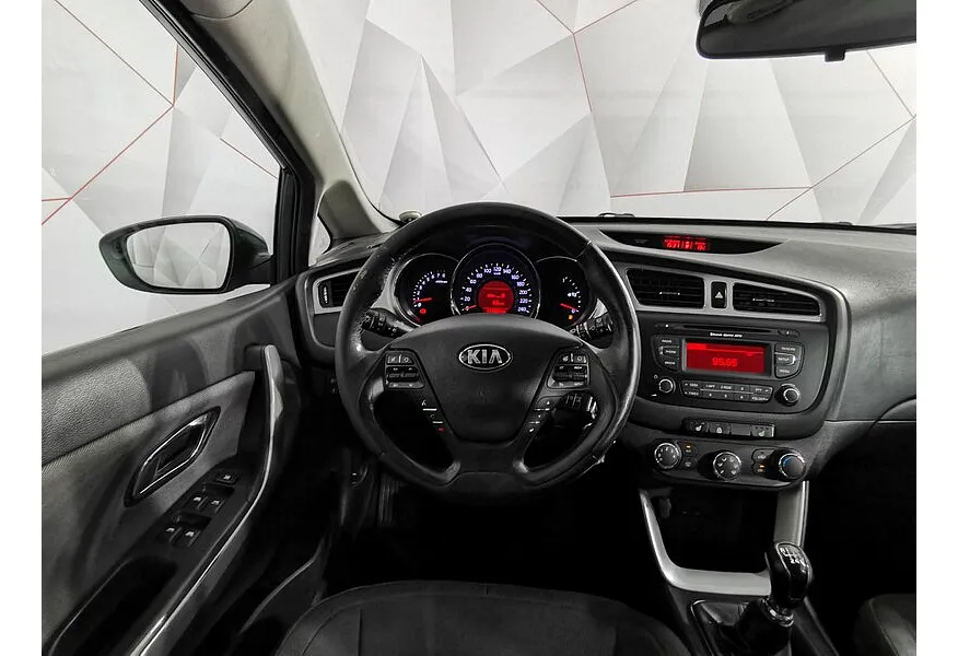 АВИЛОН - Kia Ceed 1.6 MT (129 л.с.) Comfort Синий - slide 12